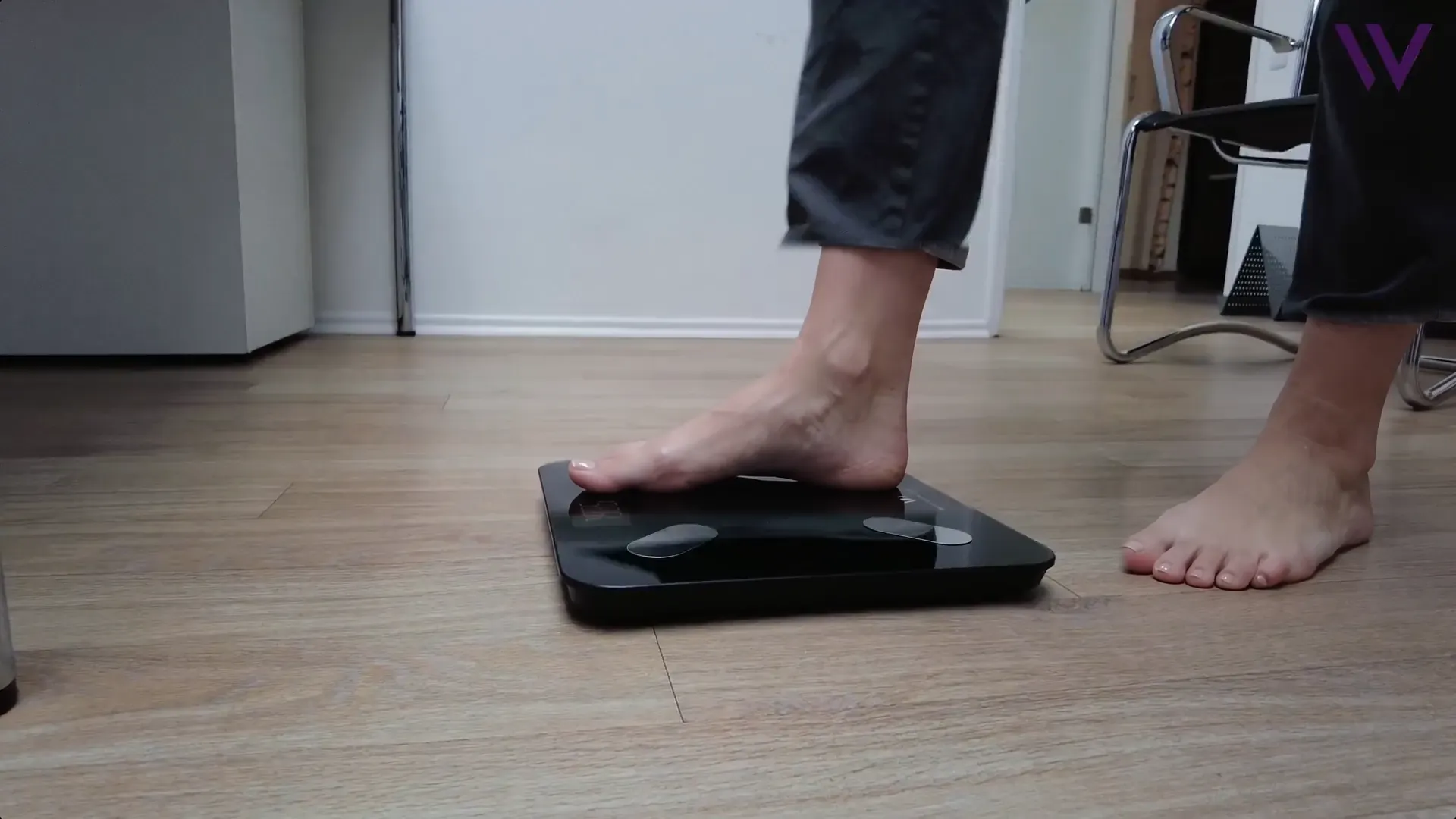 Lábak a digitális Weight Doctors® testsúlymérlegen